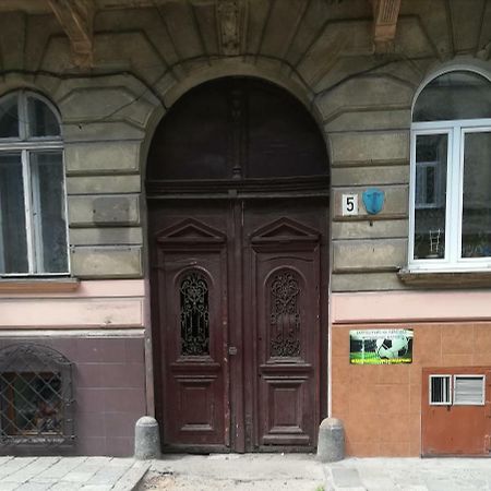 Lviv Apartamenty Bagian luar foto